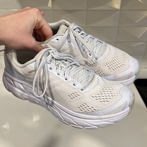 COPY - COPY - Gently worn Hoka W Clifton 6 white sneakers running shoes size 6.…